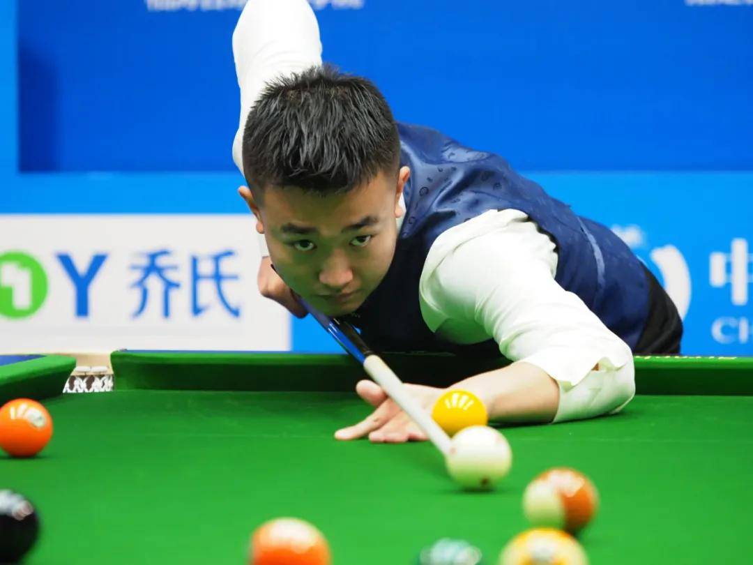 现而脱颖而 现而脱颖而