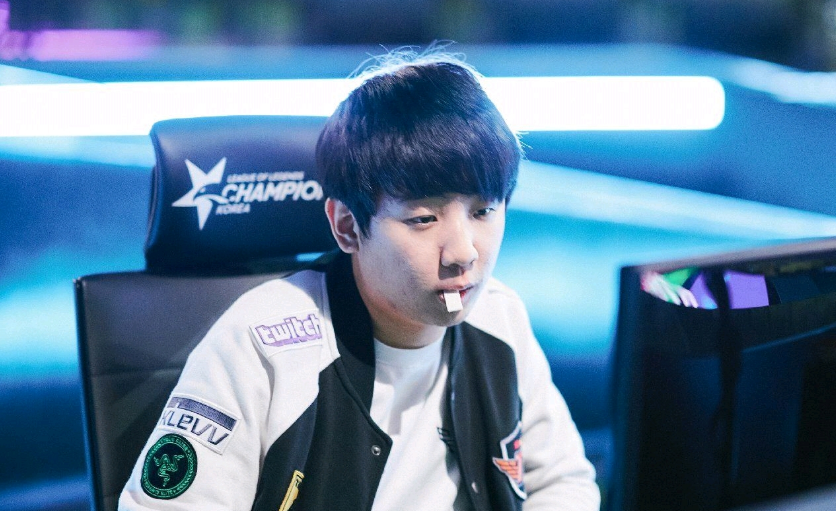 表团在巴黎 表团在巴黎