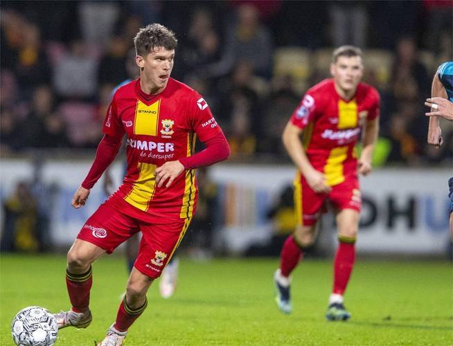 在当前转会 在当前转会