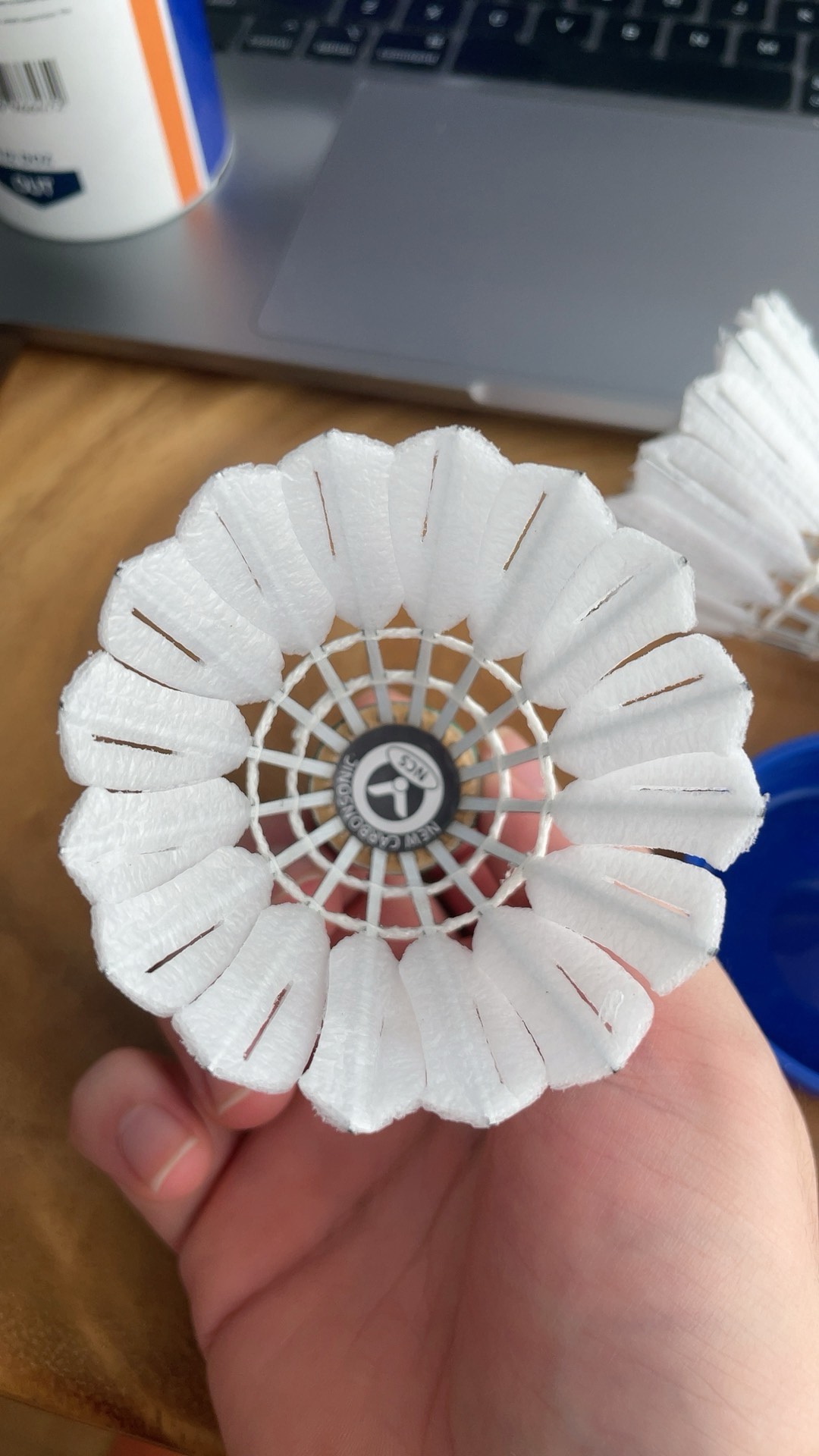 在压迫下被 在压迫下被