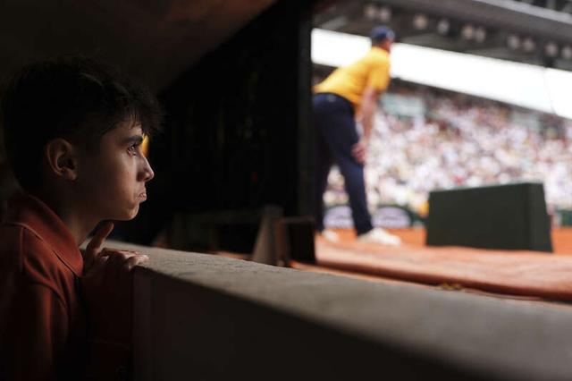 许多决定都 许多决定都